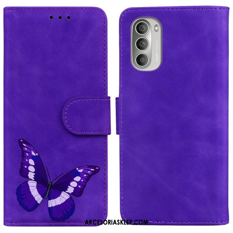 Etui Folio do Moto G51 5G Motyl Dotykający Skóry